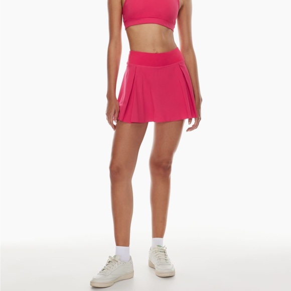 Aritzia TNA Tennis Skirt - Picture 1 of 7